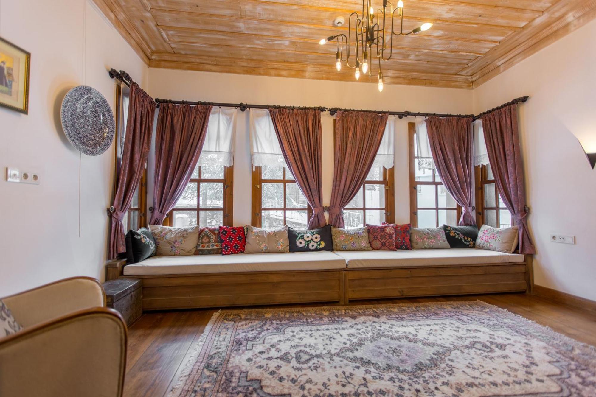 Isparta Historical Mansion Eskiciler Konagi - Cittaslow Egirdir Buitenkant foto