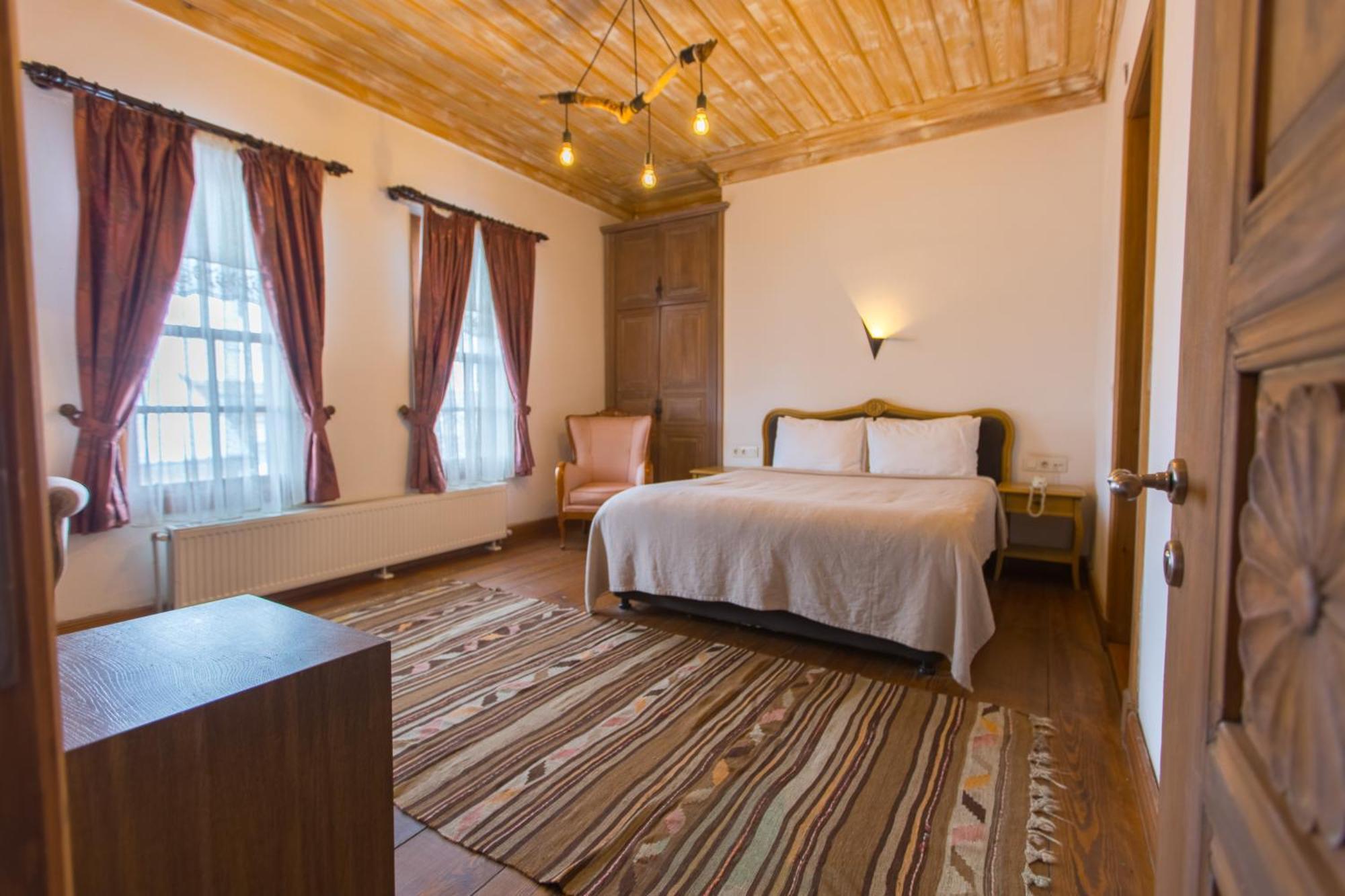 Isparta Historical Mansion Eskiciler Konagi - Cittaslow Egirdir Buitenkant foto