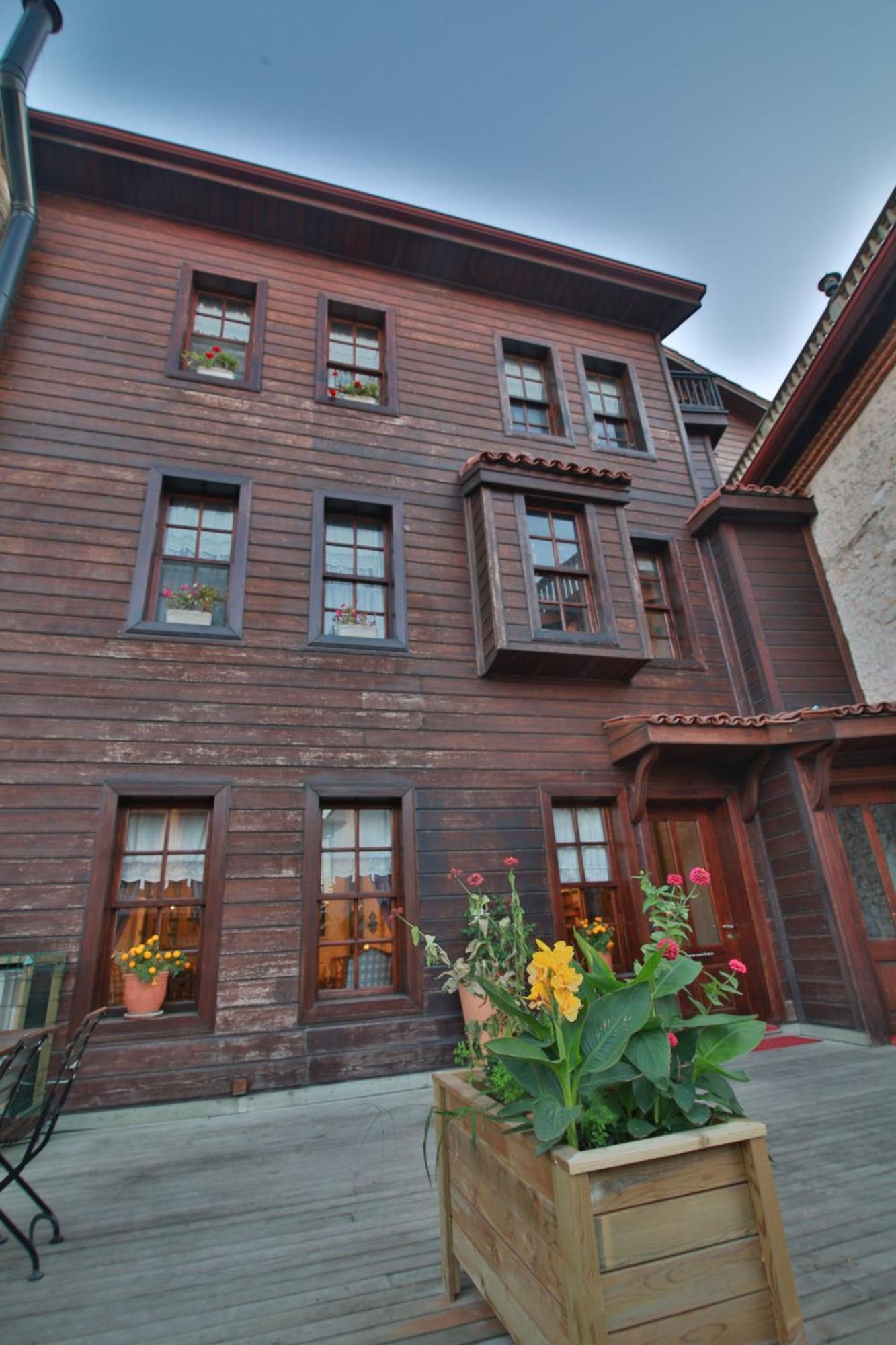 Isparta Historical Mansion Eskiciler Konagi - Cittaslow Egirdir Buitenkant foto