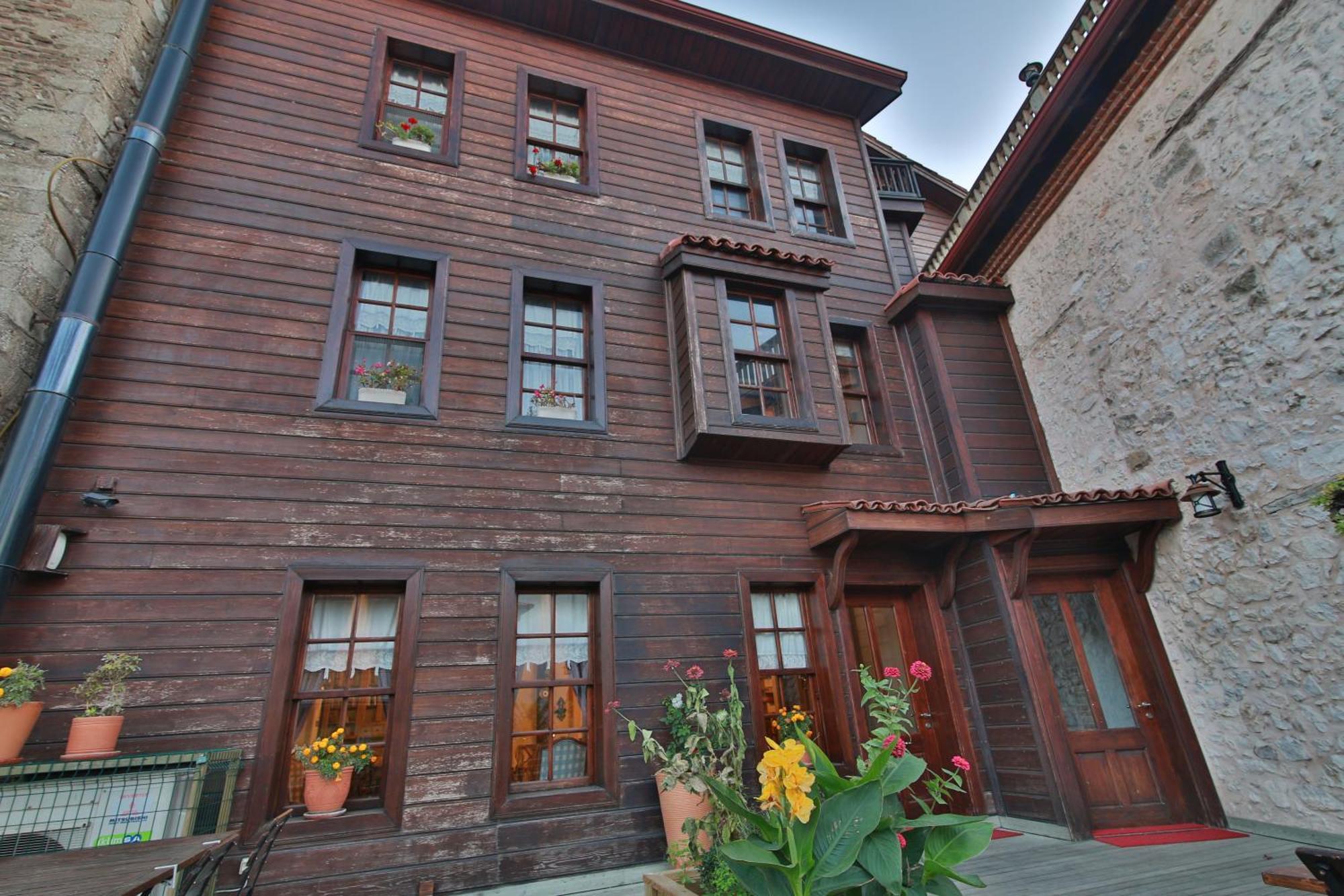 Isparta Historical Mansion Eskiciler Konagi - Cittaslow Egirdir Buitenkant foto